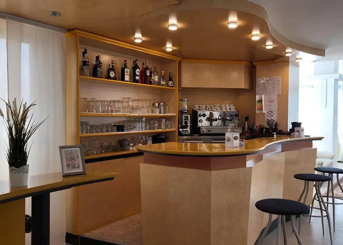 Hotel Grand Meeting 3*