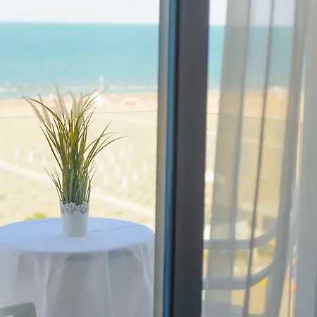 Hotel Grand Meeting 3*